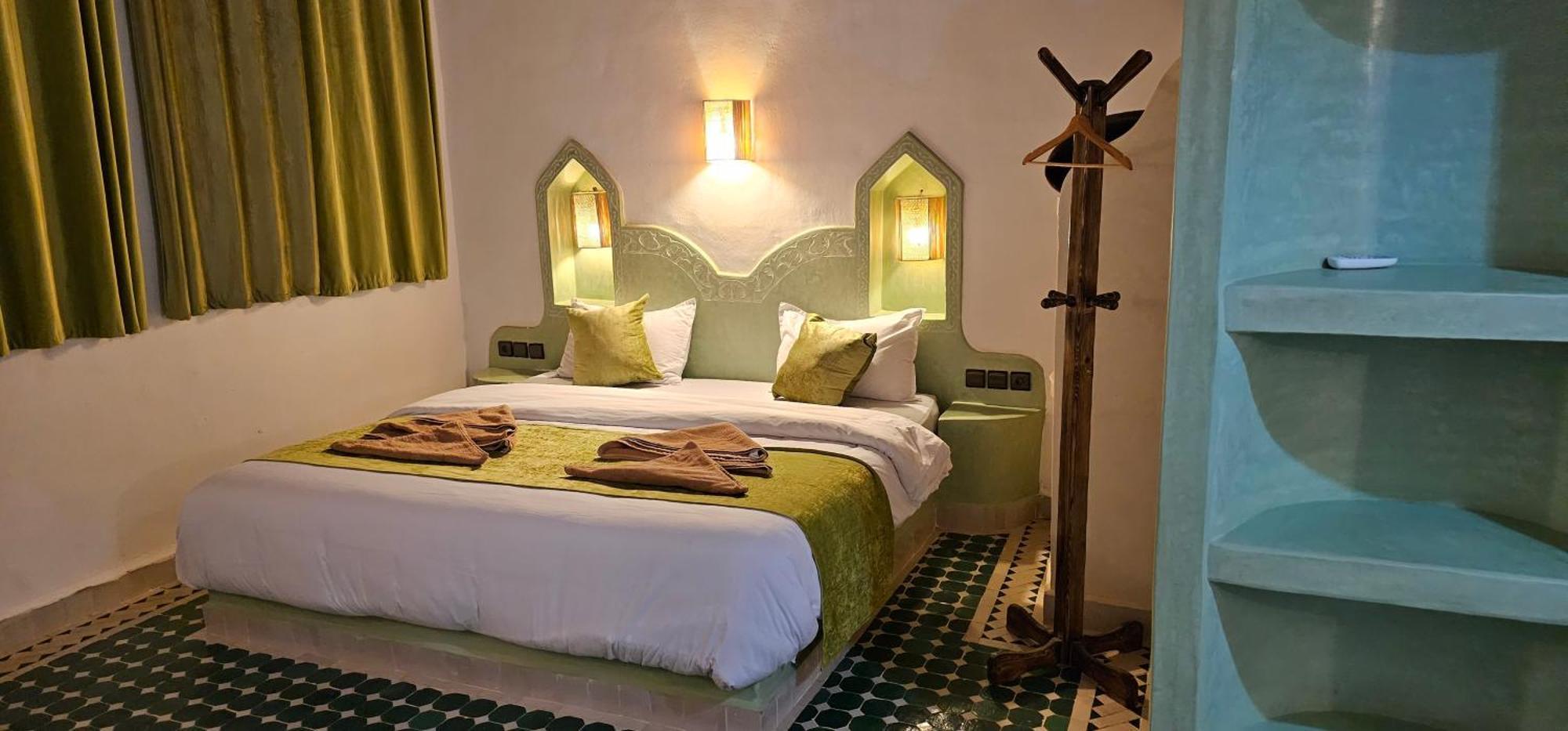 Traditional Riad Merzouga Dunes Exterior foto